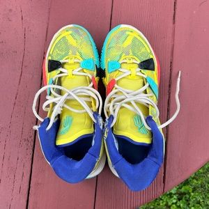 Nike 1 world 1 people